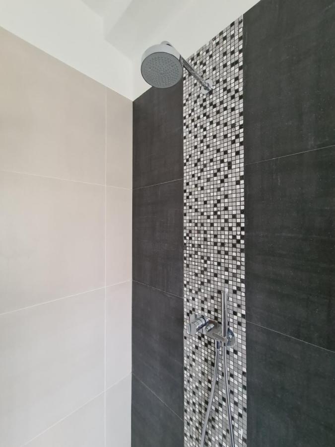 Le Peonie Appartement Riva del Garda Buitenkant foto